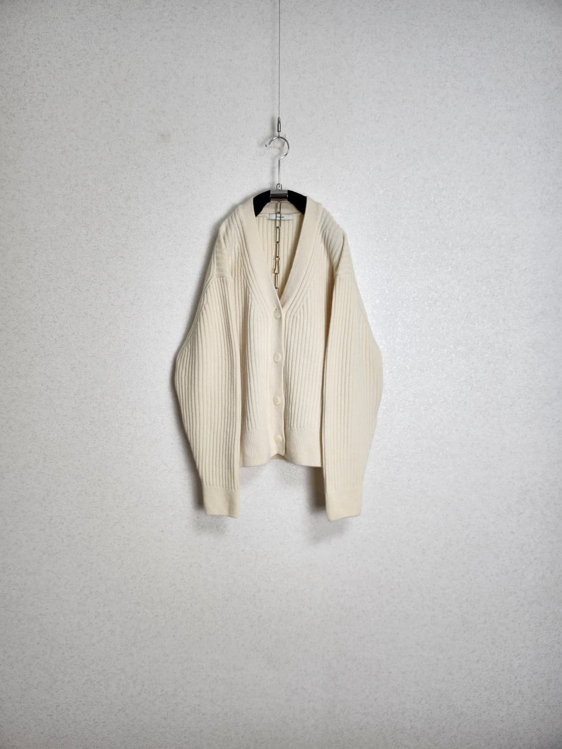 바이윤하 샵마그넷 울&캐시미어 가디건 free  상품이미지1