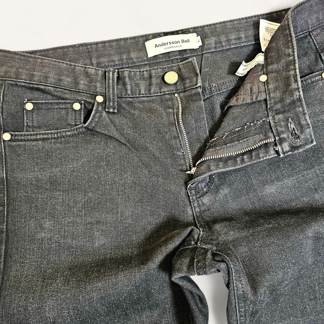 [L(32)][앤더슨벨]디스트로이드 사이드 지퍼 블랙 진 상품이미지5