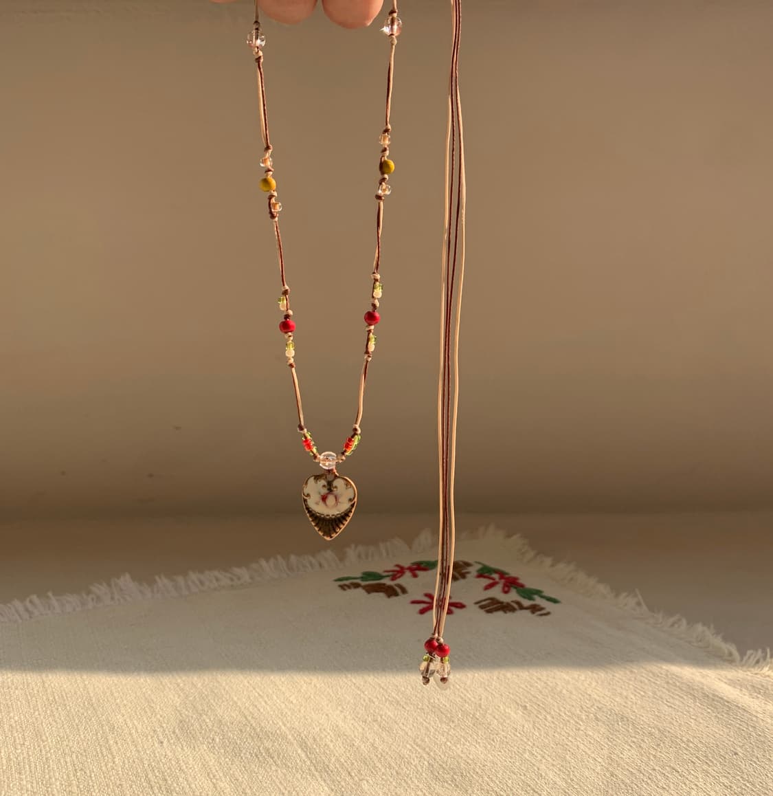 Strawberry Heart Knot Necklace 상품이미지3