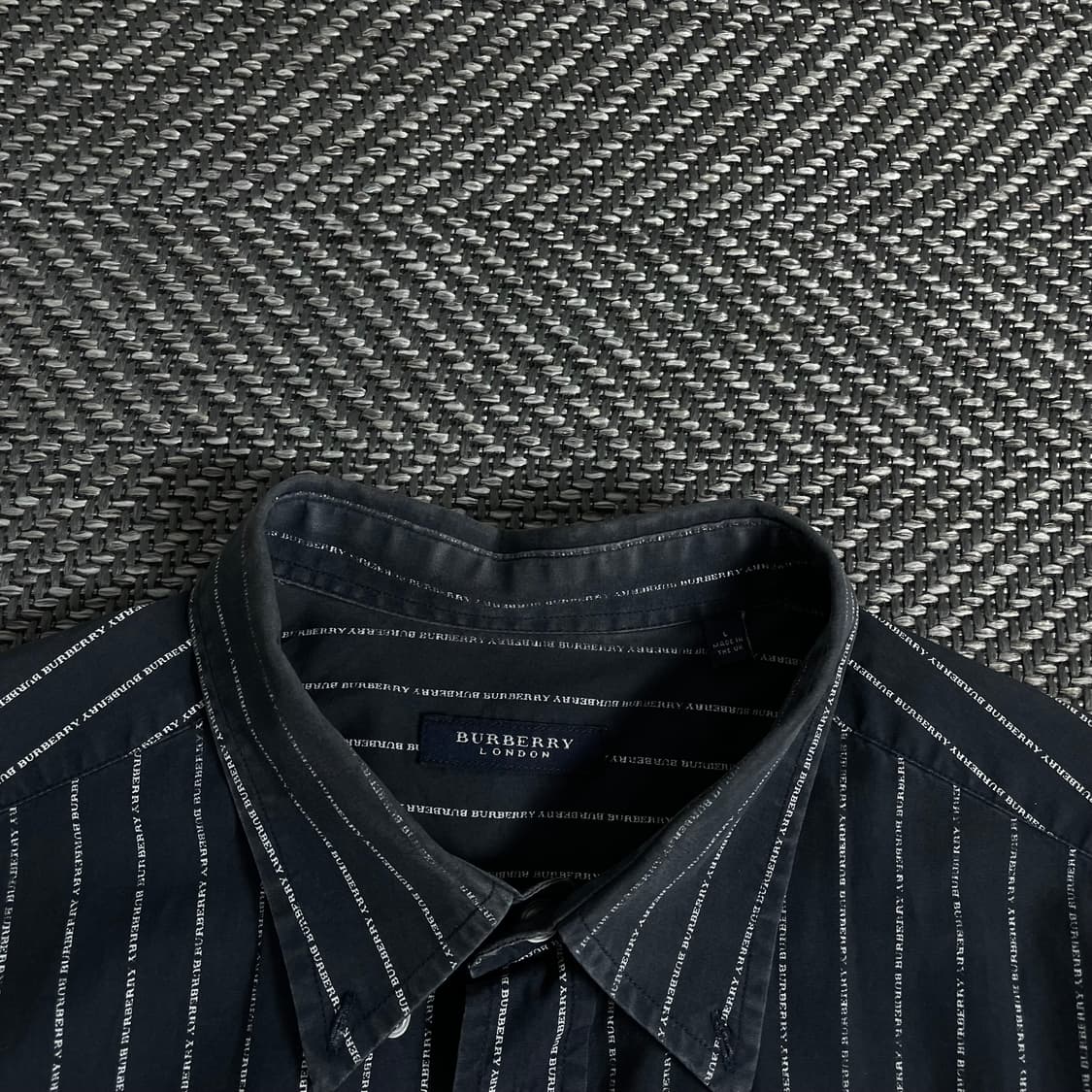 버버리 레터링 디테일 셔츠 y 3016 상품이미지6