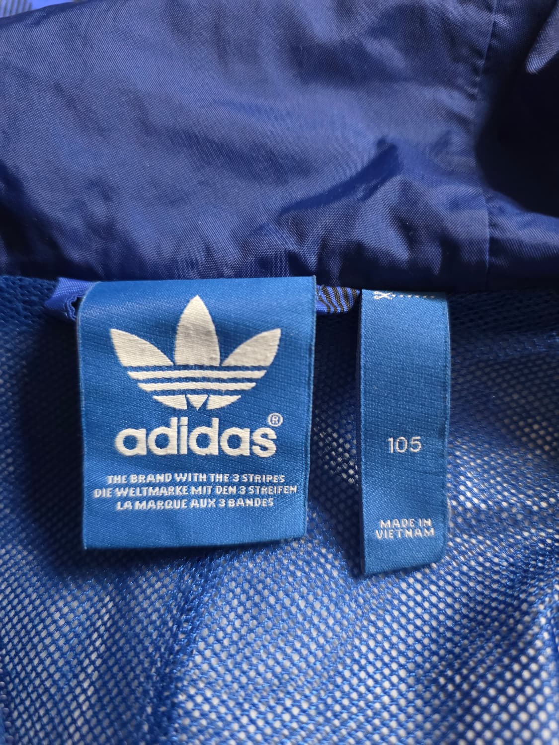 아디다스 첼시FC 윈드브레이커 바람막이.
싸이즈 100~105. 남자 상품이미지6