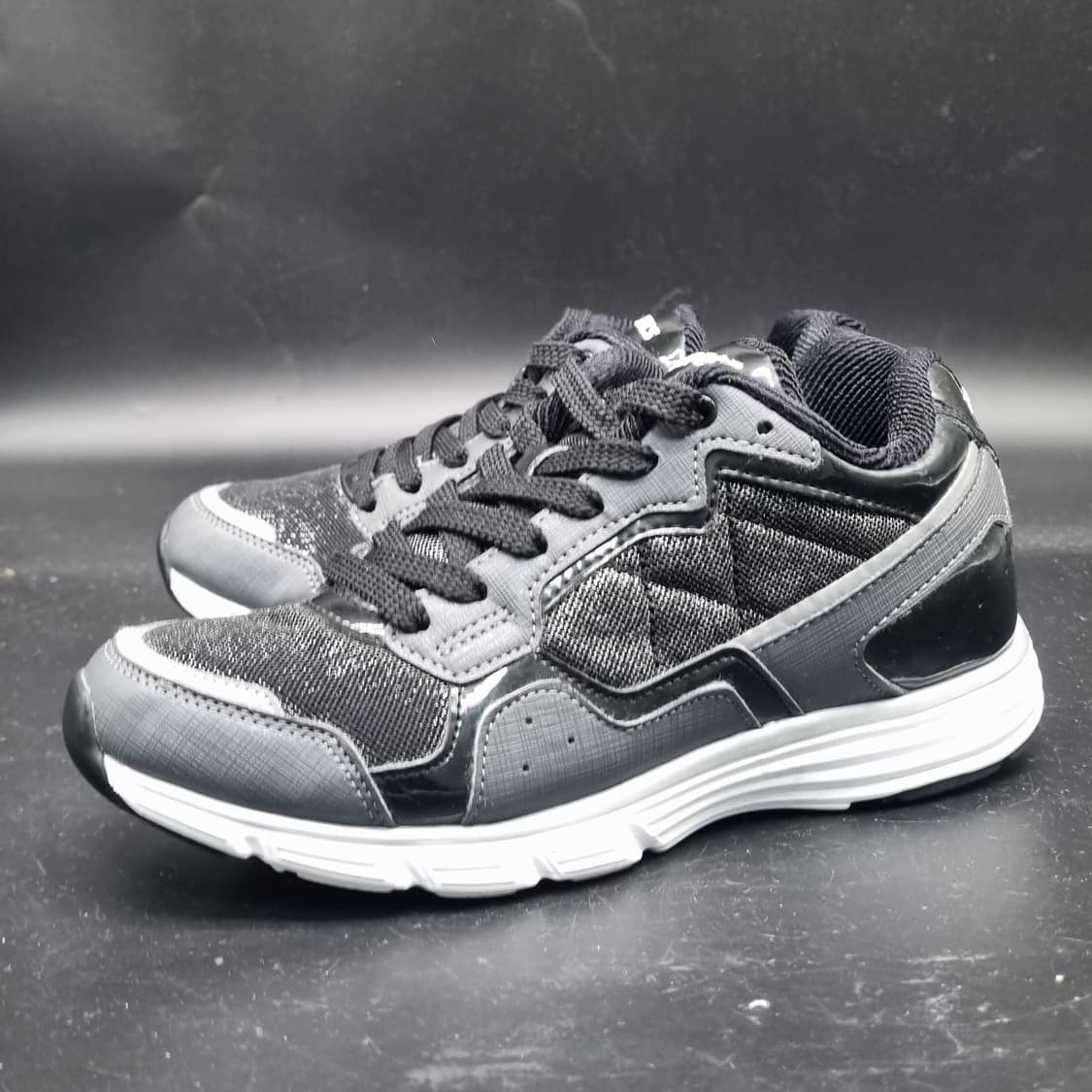 프로스펙스 블랙 여성 운동화 235 상품이미지1