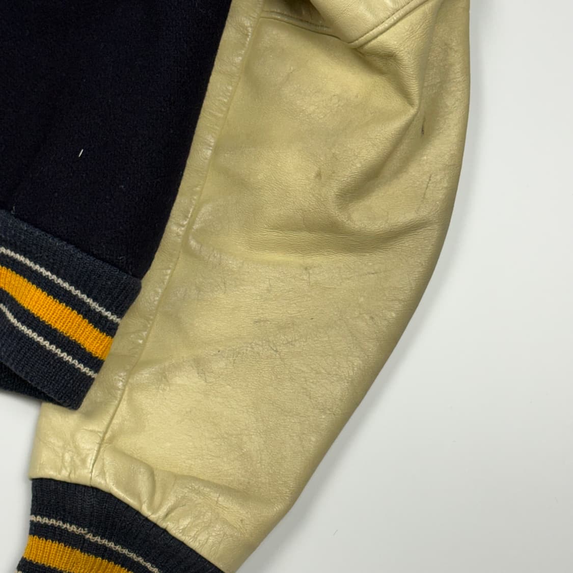 (105) 60s 골든베어 래더암 바시티 자켓 상품이미지7