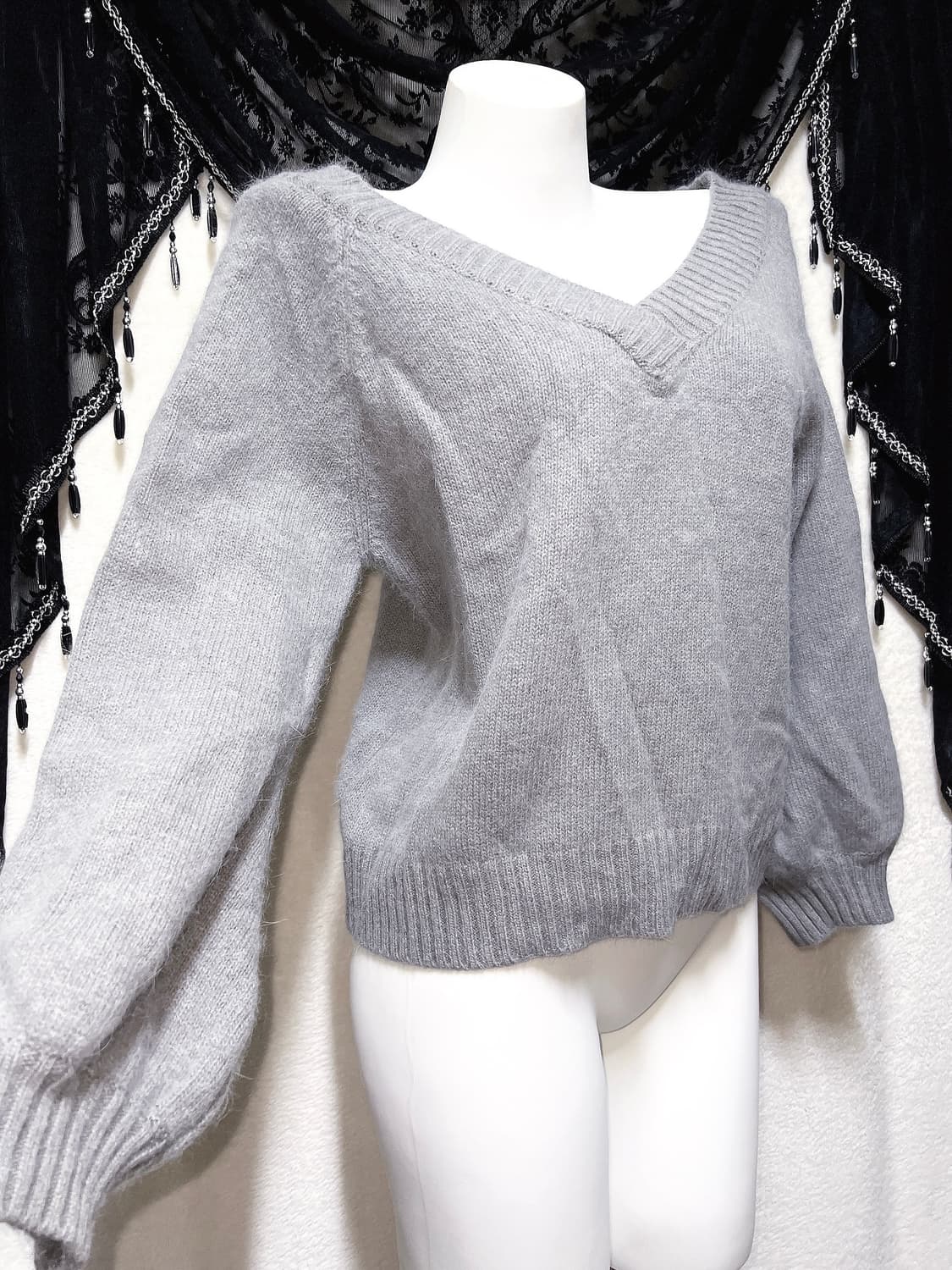 로맨틱갸루 로걀탑 브이넥 오프숄더 앙고라니트 하구미 하치 러블리 상품이미지4