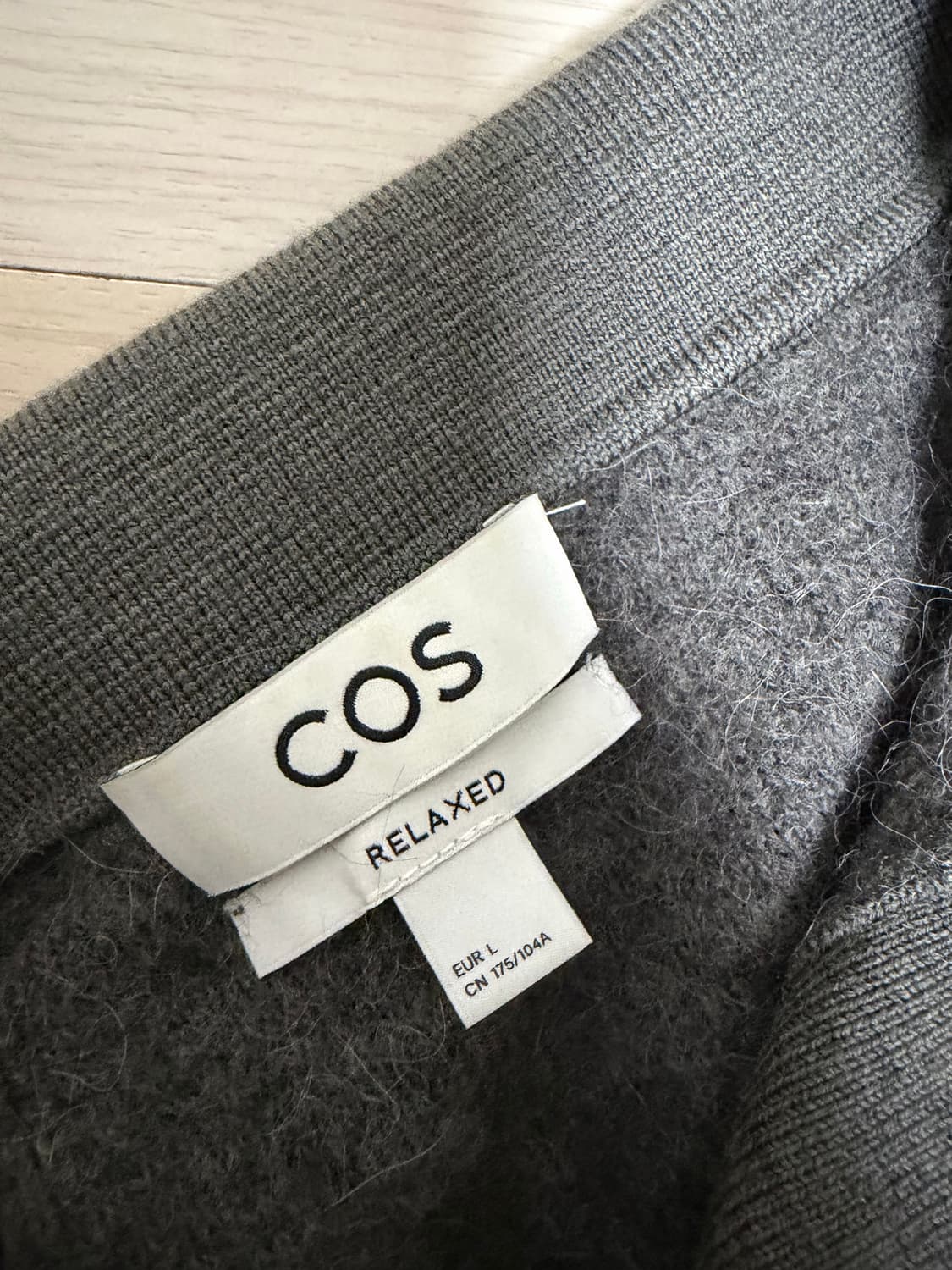 코스 알파카 블랜드 오픈카라 니트  상품이미지3