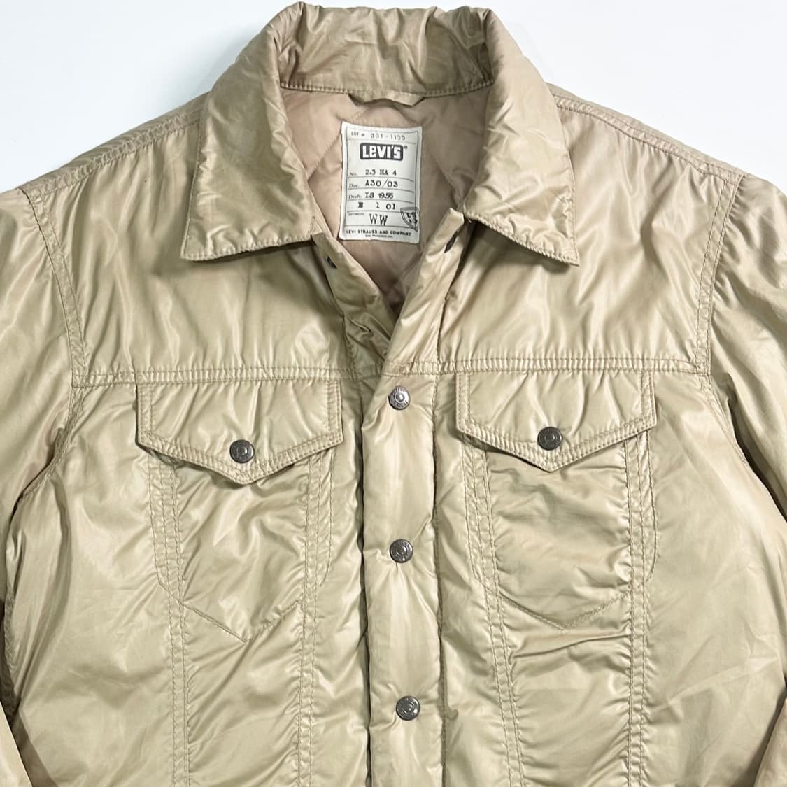 리바이스 베이지 다운 셔츠 자켓  상품이미지2