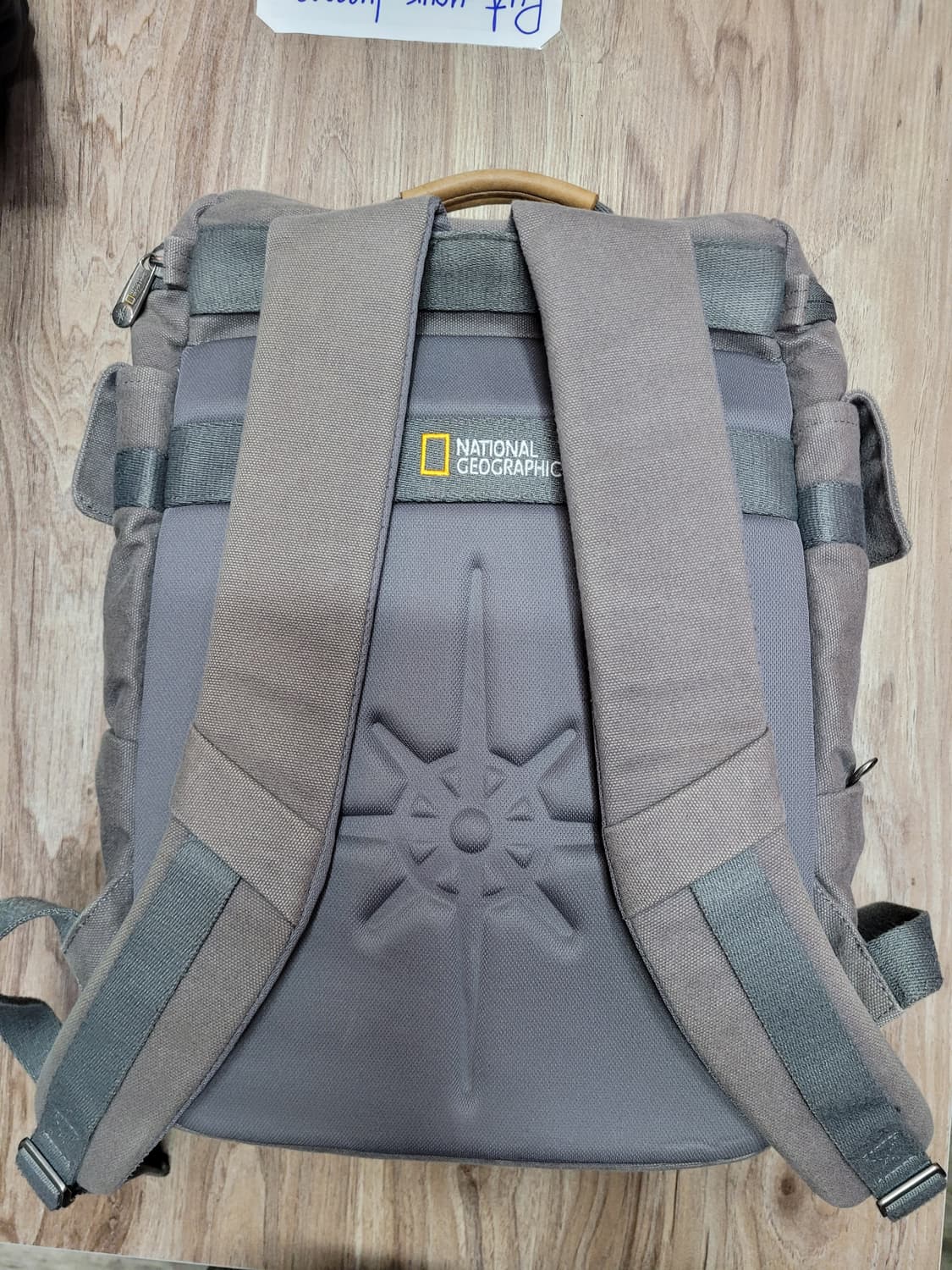 내셔널지오그래픽 백팩 그레이 상품이미지2