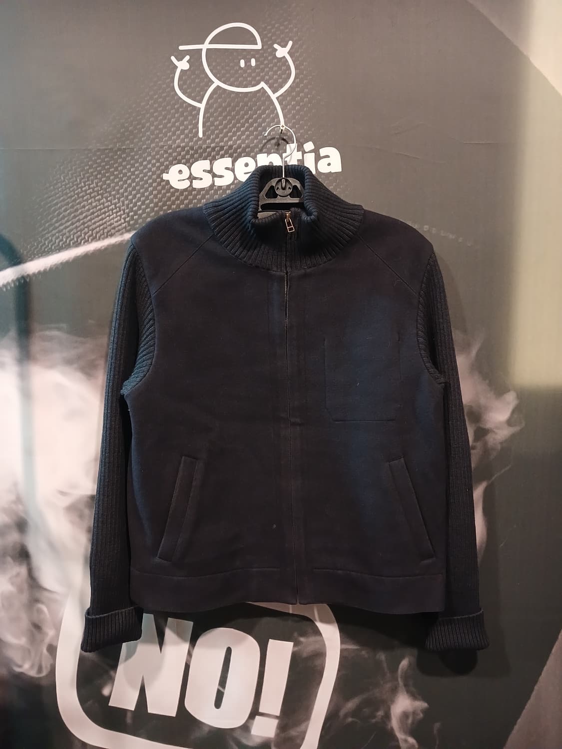 갭 일본판 니트 자켓 네이비 상품이미지1