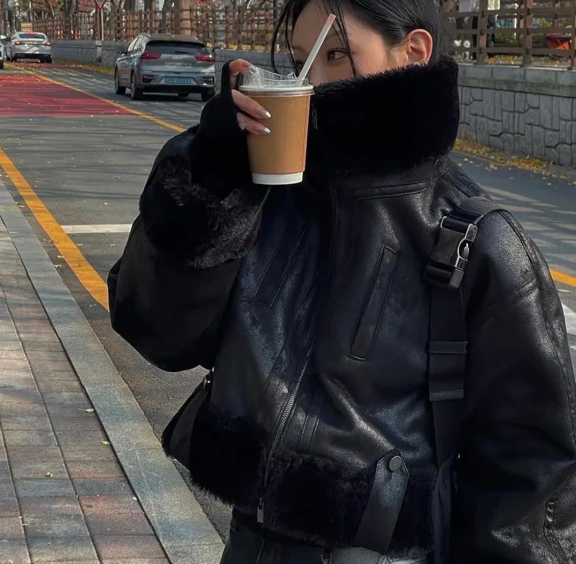 트리밍버드 볼드크롭 무스탕 상품이미지1