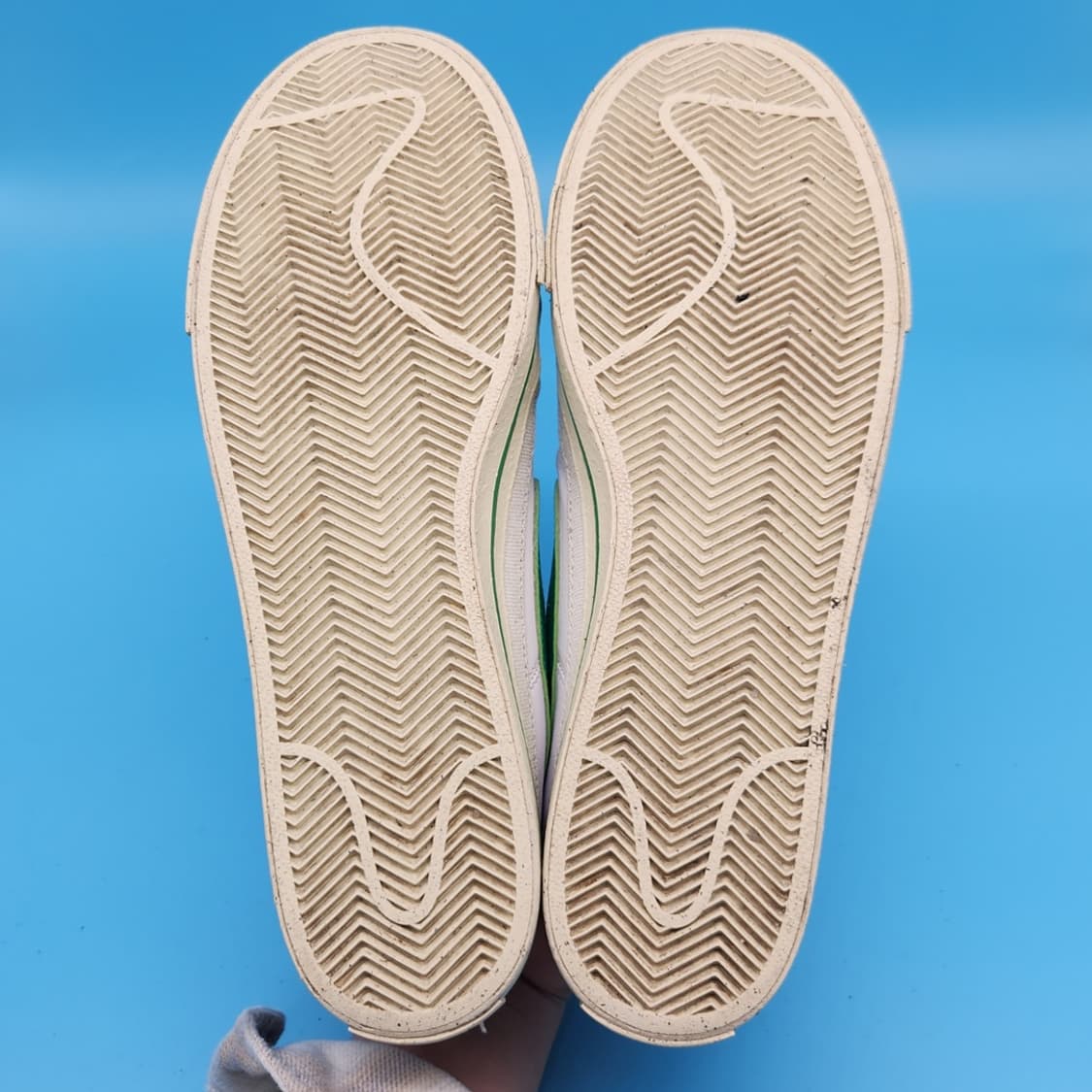 oo 나이키 코트 레거시 흰초 남성스니커즈280 상품이미지3