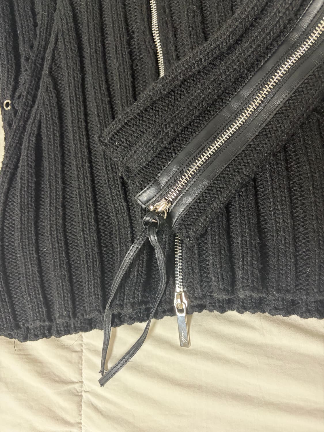 나체 니트집업 상품이미지5