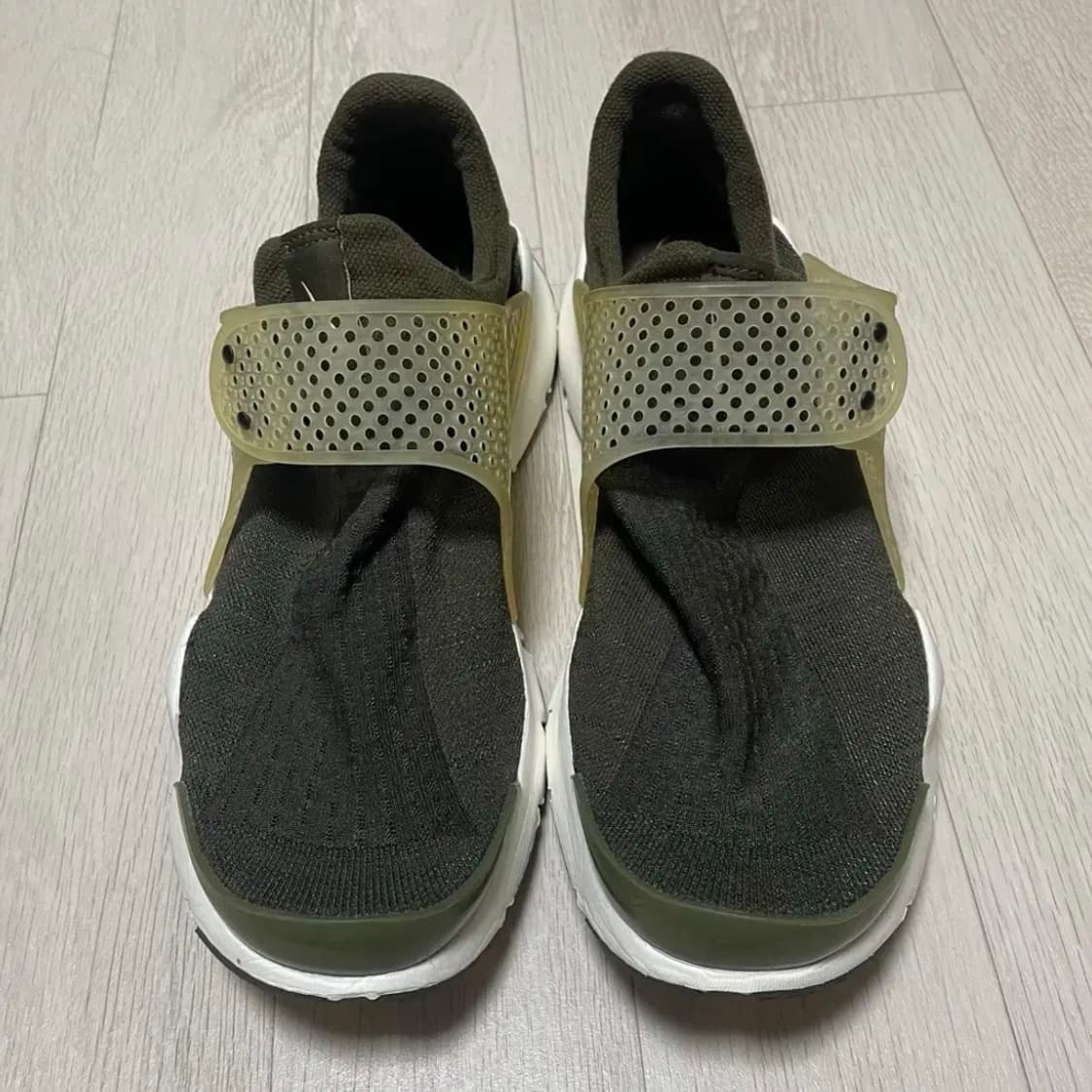 나이키 프라그먼트 삭다트 올리브 상품이미지2