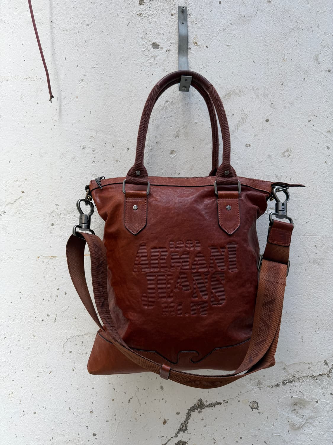 00s ARMANI JEANS LEATHER 아르마니진스 토트 크로스백 상품이미지1