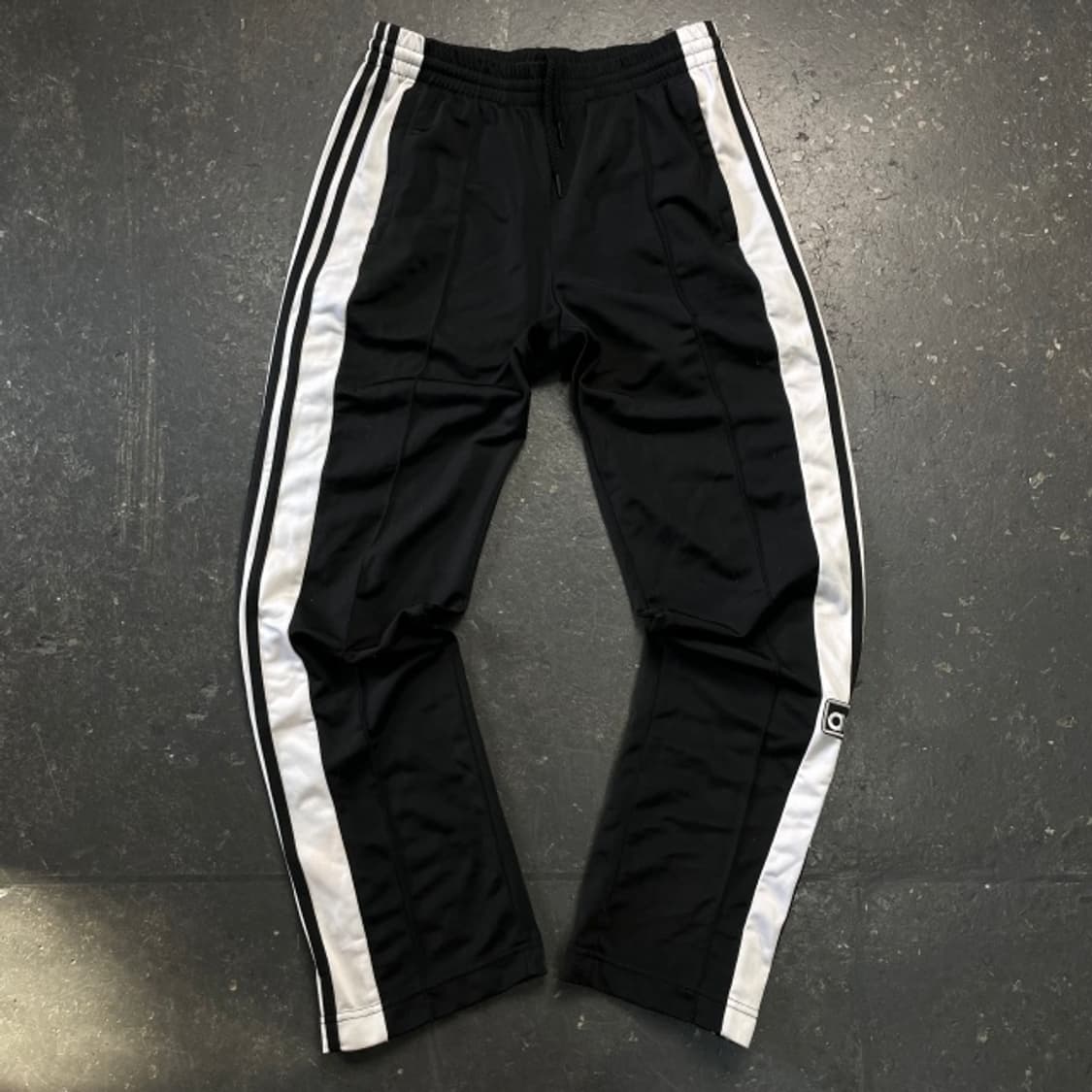 95 아디다스 아디브레이크 팬츠 상품이미지1