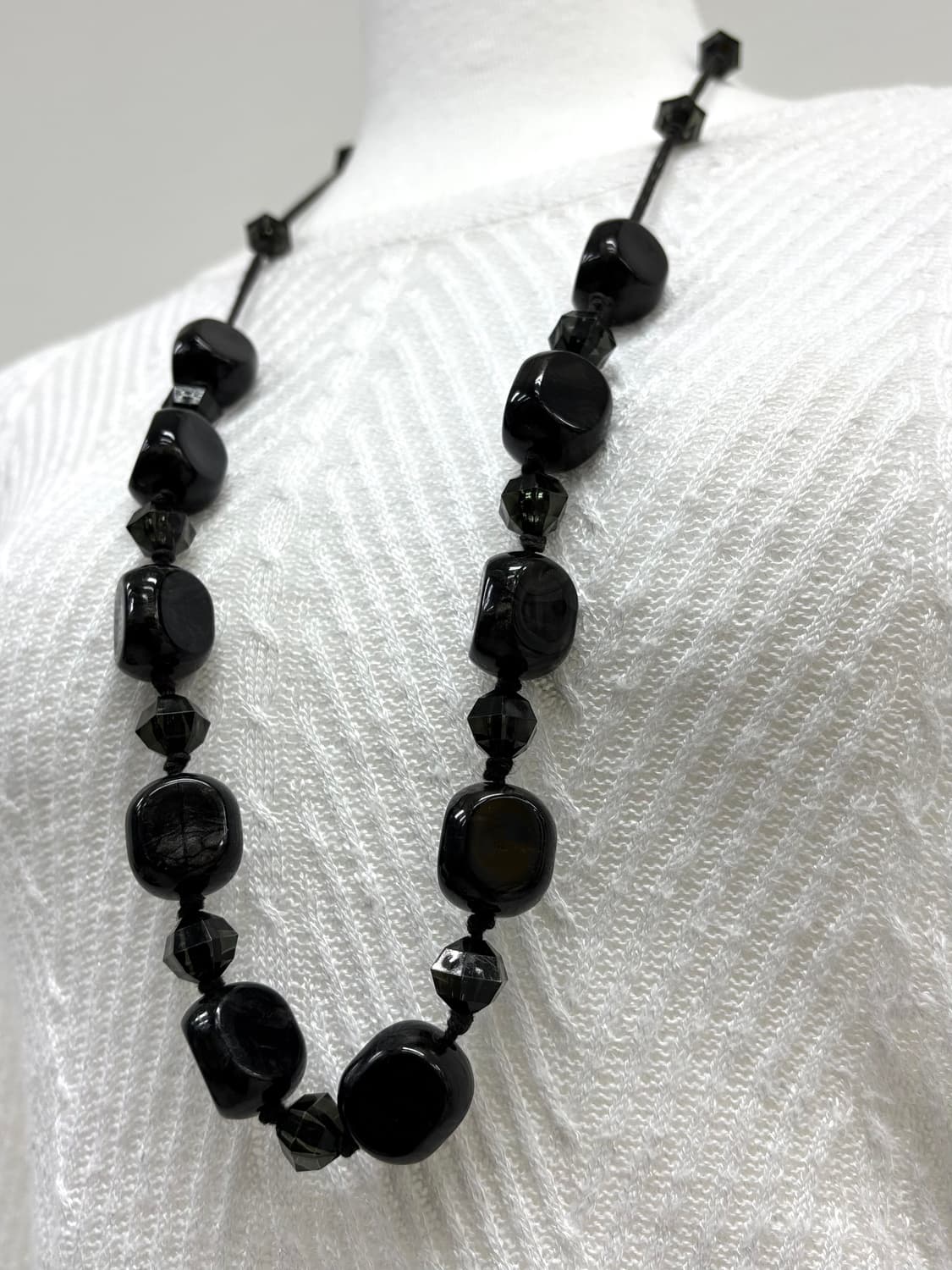 빈티지 블랙 목걸이 상품이미지1