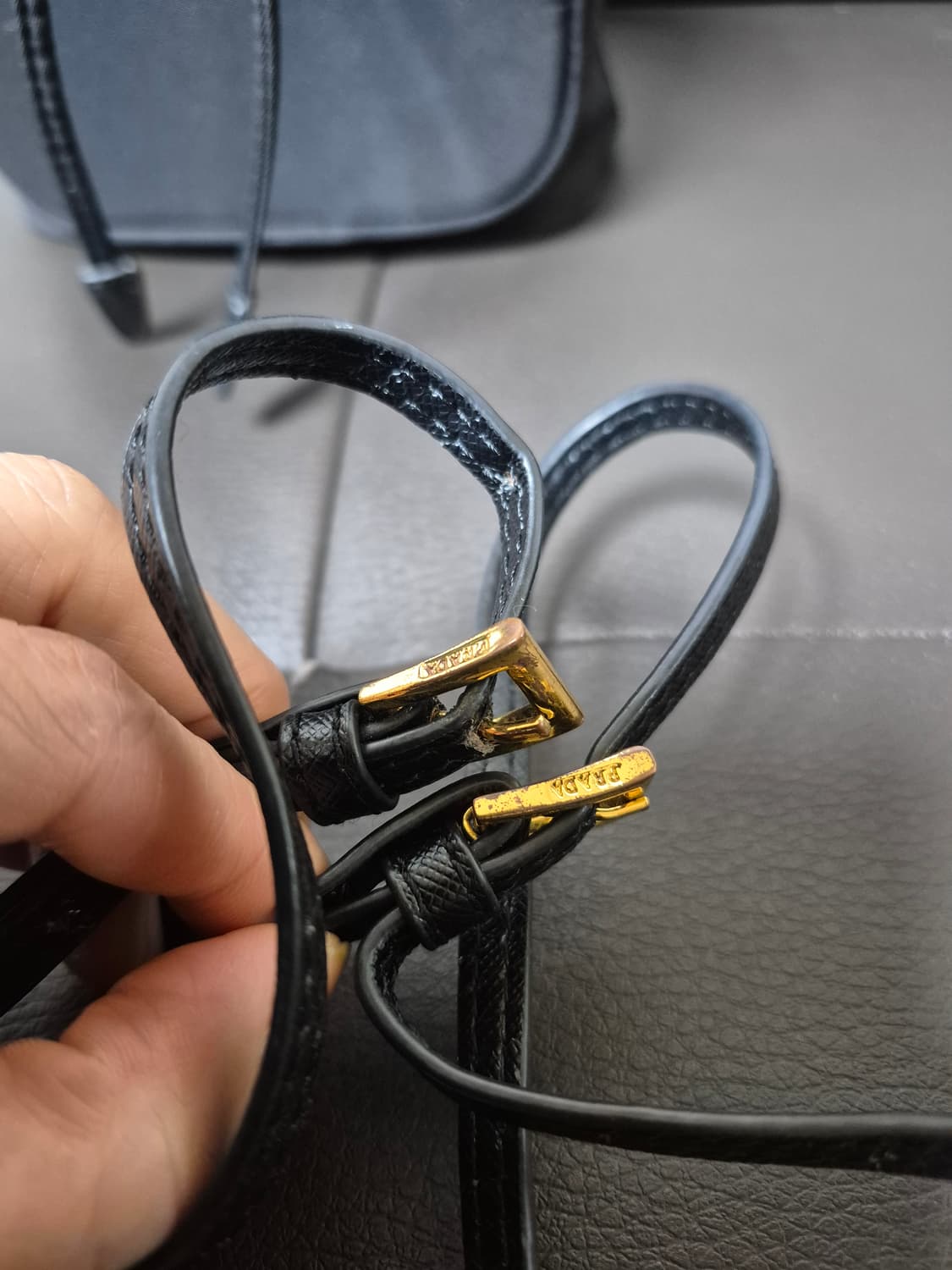 프라다버킷백 상품이미지3