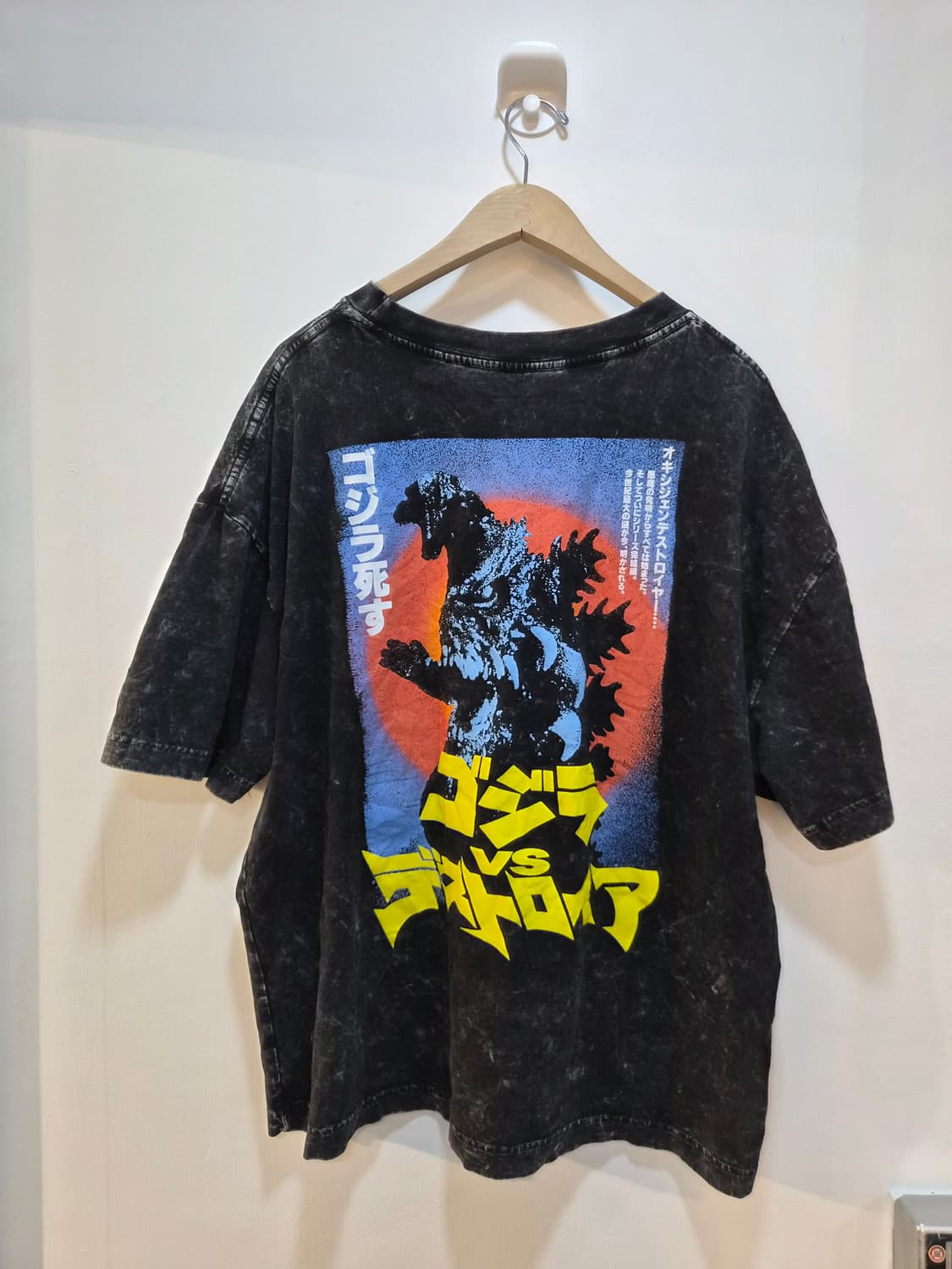 M/105) GODZILLA 고질라 워싱 반팔티 팝니다 상품이미지2