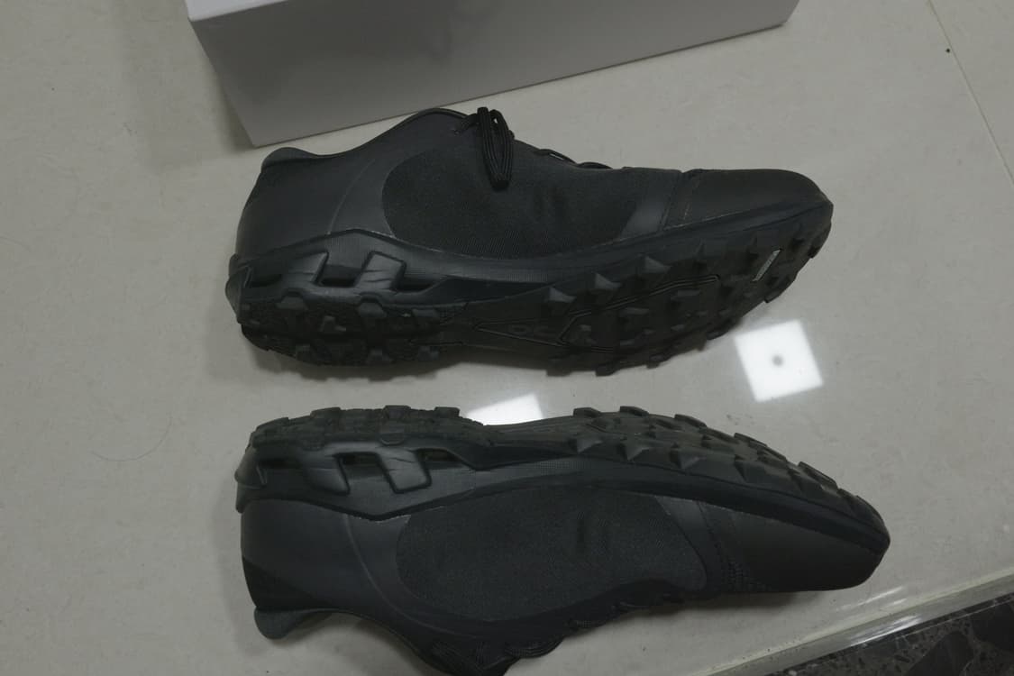 260) 온 러닝 x 파프 클라우드벤쳐 피크 블랙 상품이미지3