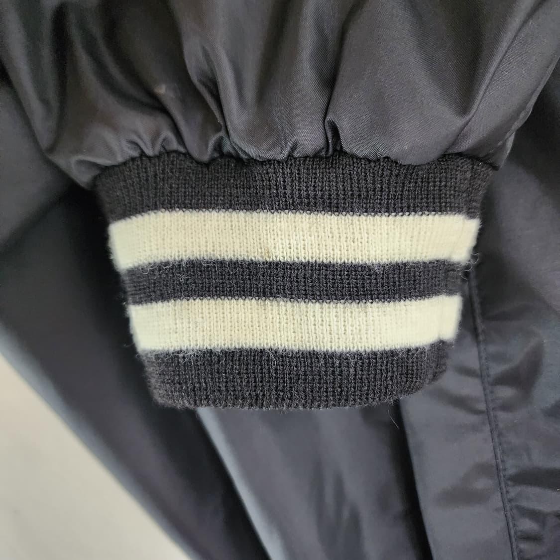 상태최상 셀린느 바시티 테디 쟈켓 블루종 나일론 블랙 54 상품이미지8