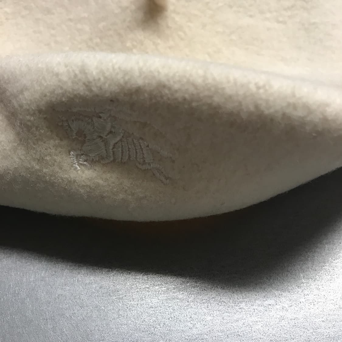 버버리 아이보리 베레모 F(W) 상품이미지3