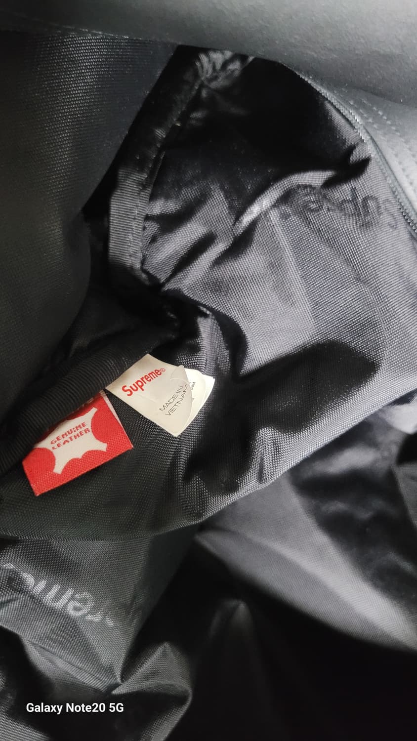 슈프림 소가죽 보스턴백 상품이미지4