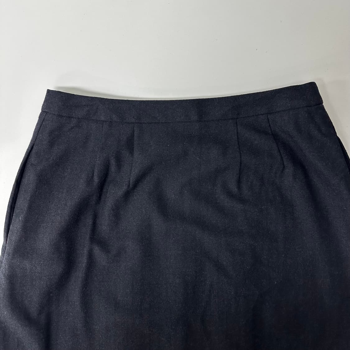 마가렛호웰 플리츠 랩 스커트 상품이미지5