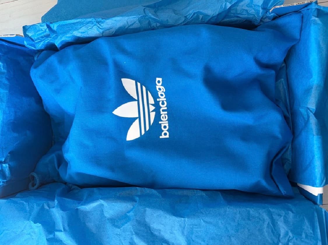 발렌시아가 아디다스 스탠스미스 원아웃 블랙 42 상품이미지4