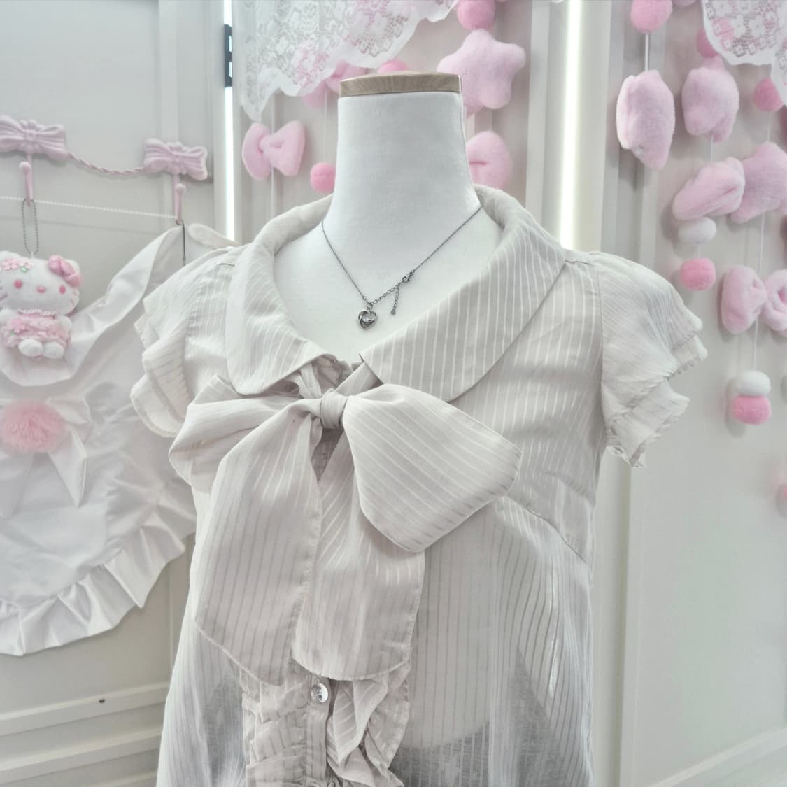 러플 리본 스트라이프 블라우스 히메갸루 공겜여주 라떼갸루 상품이미지3