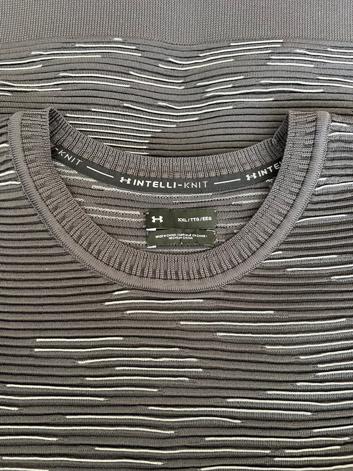 언더아머 남성 블랙 인텔리니트 기능성 긴팔티셔츠 상품이미지5