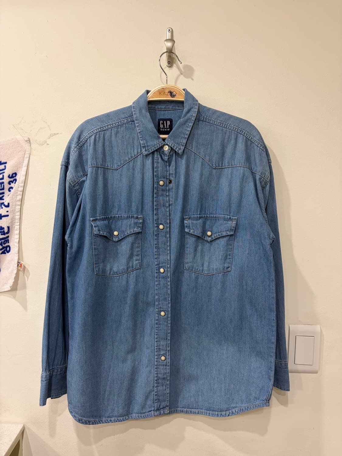 101. 갭 Gap 셔츠 상품이미지1