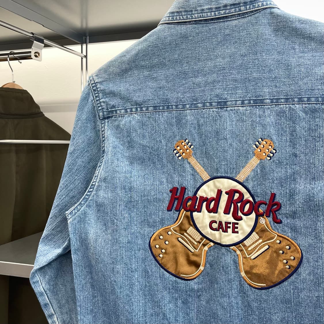 하드락 카페 백로고 데님 셔츠 (S) 상품이미지1