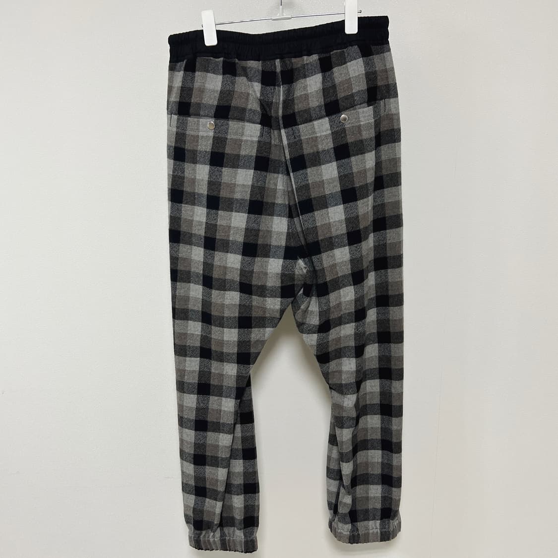 릭오웬스 19FW "LARRY" 드로우스트링 블랙 체크 트랙 팬츠  상품이미지2