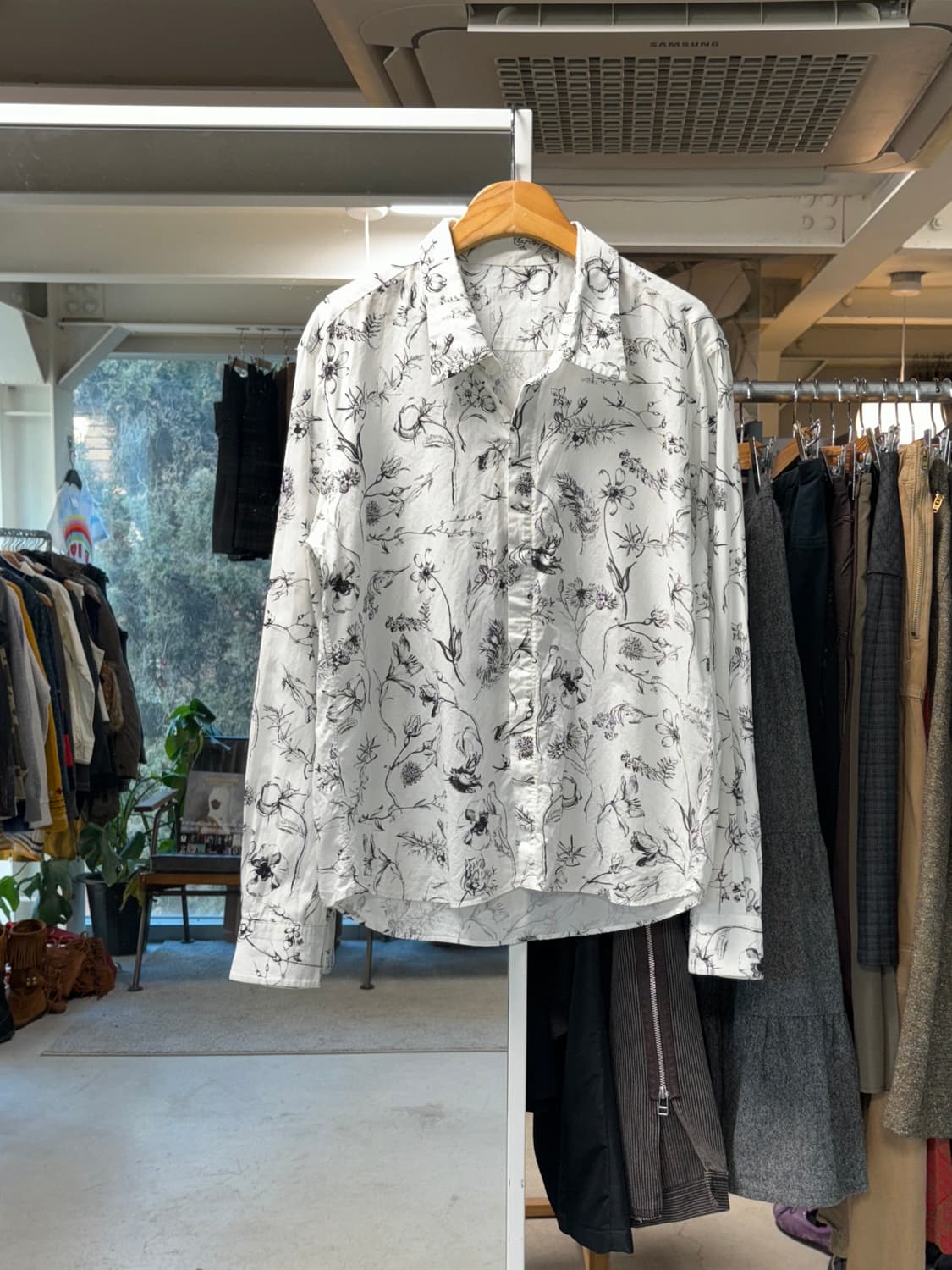 라드뮤지션 플라워스 셔츠 상품이미지1