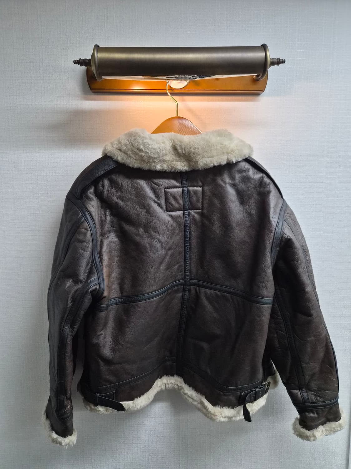 M/100) GUESS 게스 90'S B-3 무스탕 팝니다 상품이미지2