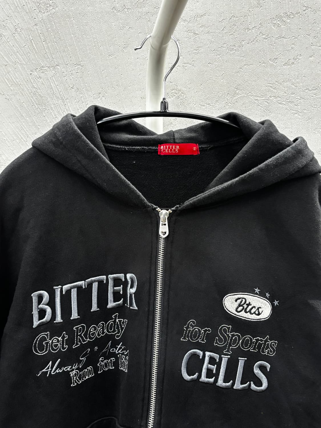 BITTER CELLS 검정색 후드집업 2 상품이미지3