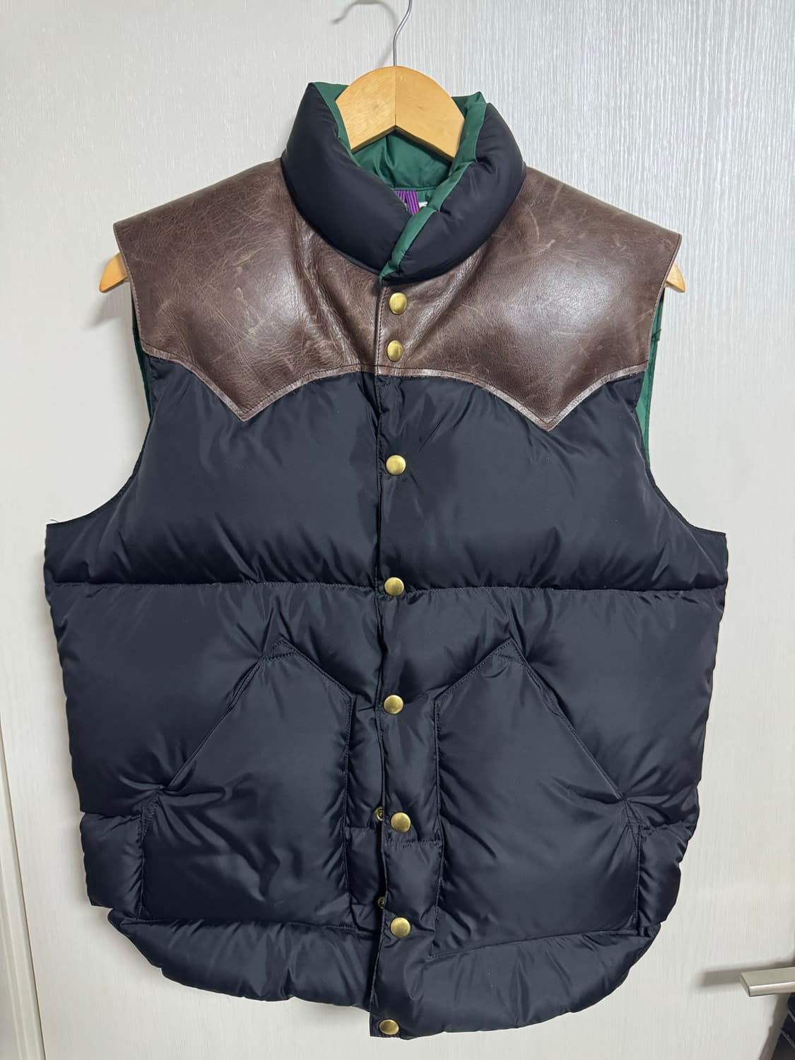 록키마운틴페더베드 웨어하우스 별주 패딩베스트 42 상품이미지2