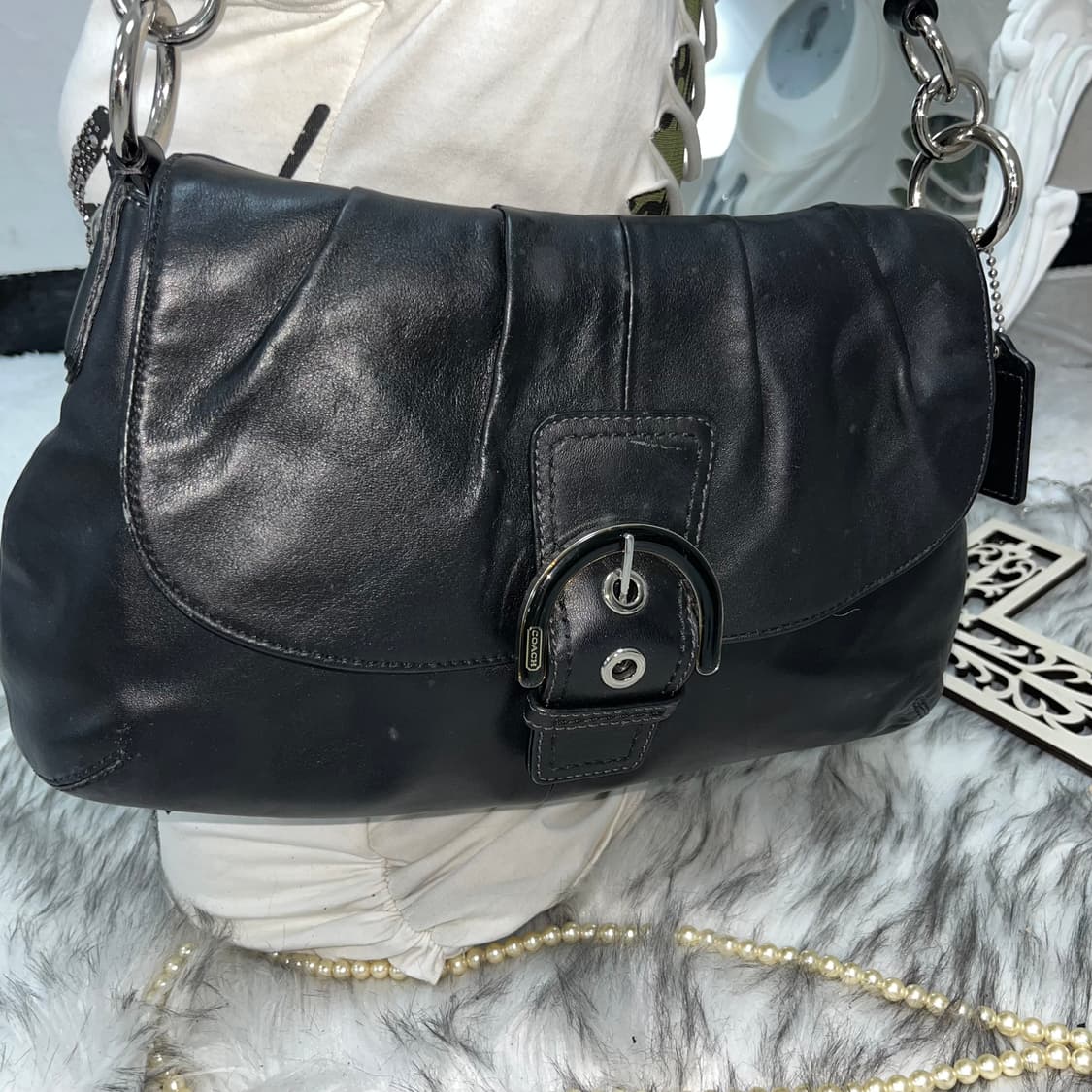 Coach 블랙 숄더백 상품이미지2