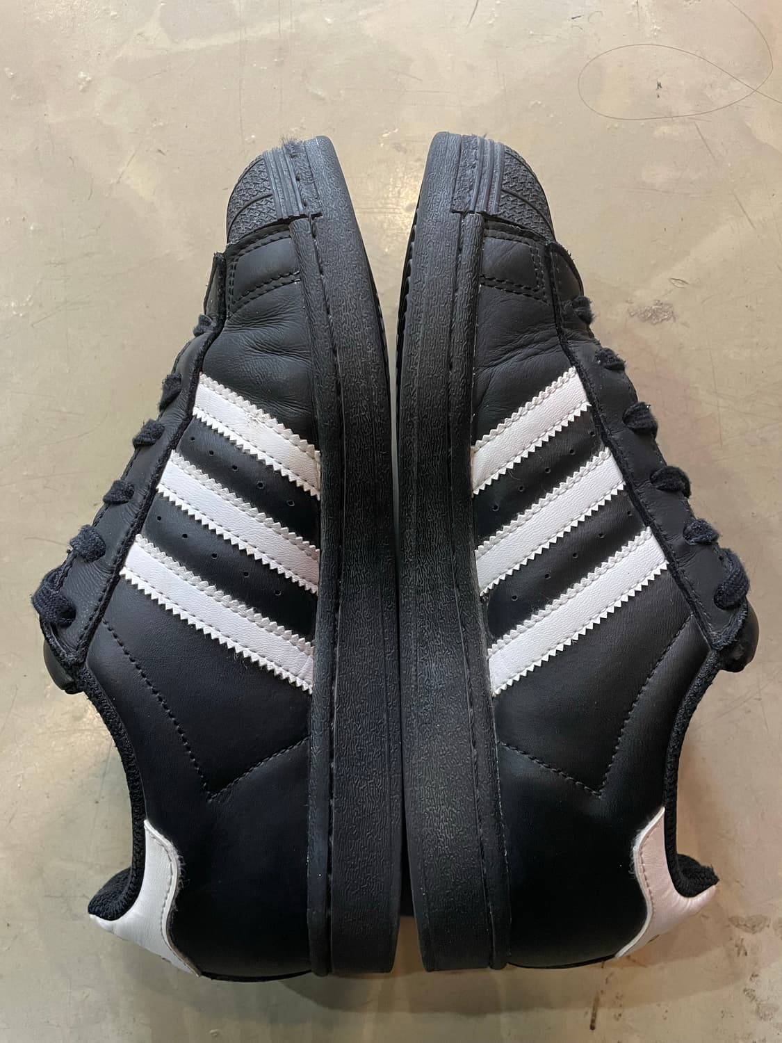 아디다스 슈퍼스타 240  상품이미지4