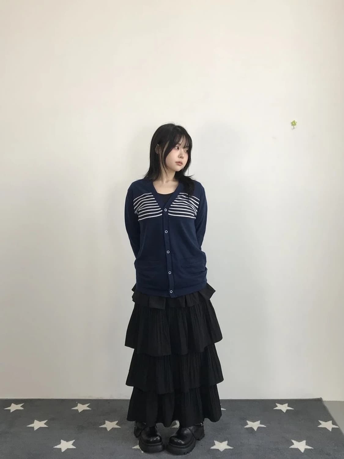 TKMIXPICE Navy Stripe V-Neck Cardigan 상품이미지1