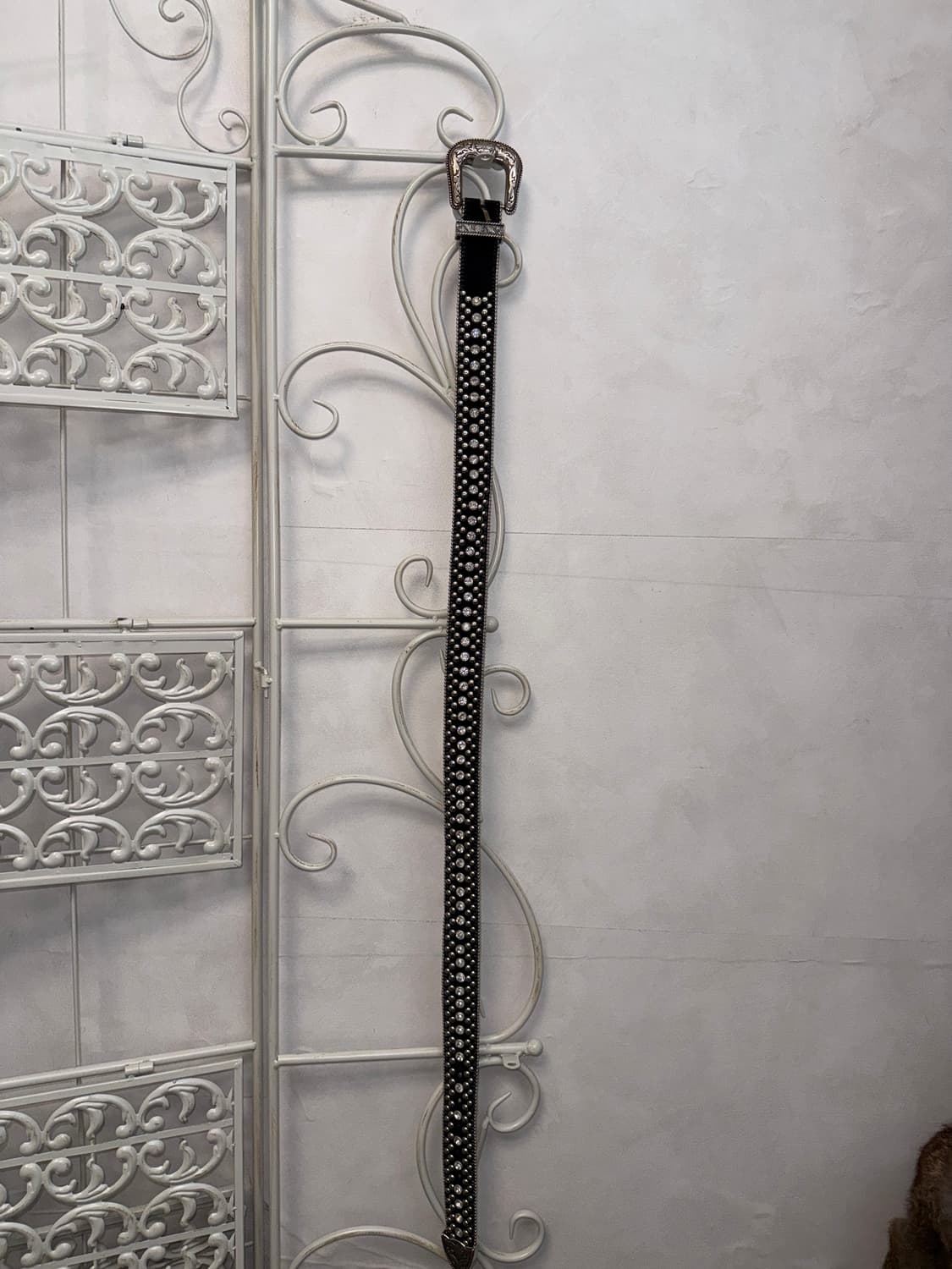 Guess black cubic stud western belt 상품이미지3