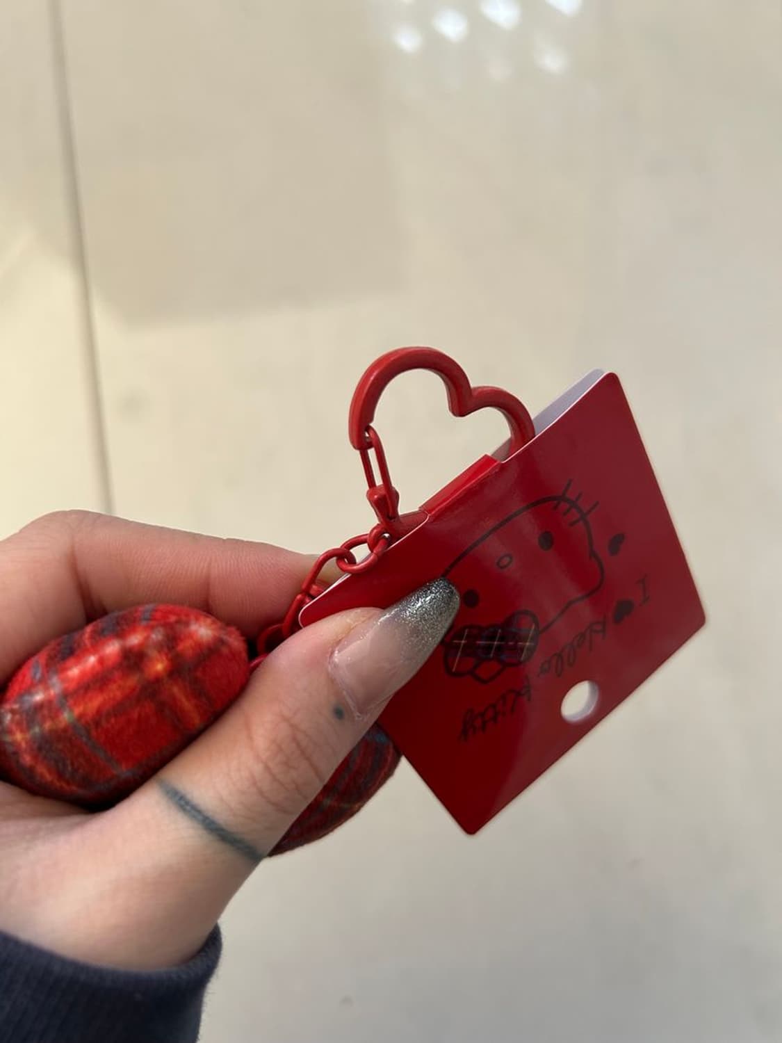 HELLO KITTY RIBBON KEYCHAIN 헬로 키티 리본 키체인 상품이미지4