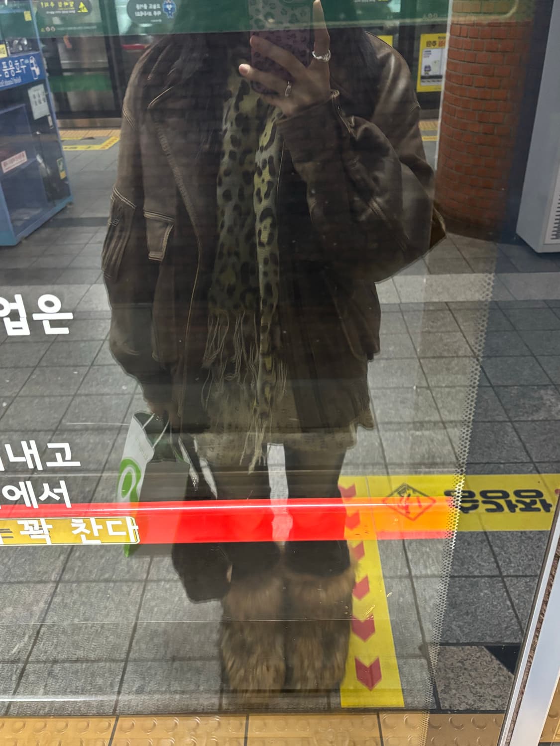 (한겨울 가능) 브라운 봄버자켓 상품이미지2