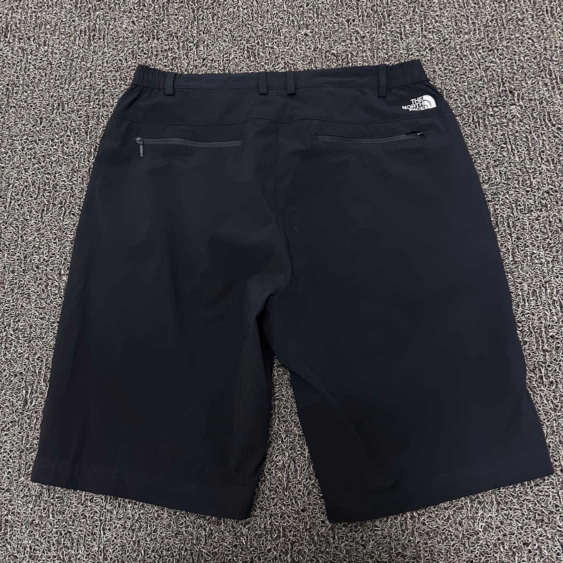 노스페이스 에센셜 등산복 반바지 팬츠 블랙 33인치 상품이미지3