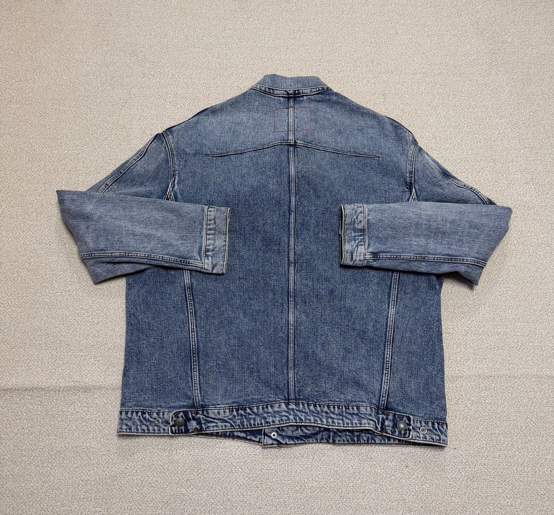 리바이스 프리미엄 엔지니어드진 워싱 데님 자켓  상품이미지3