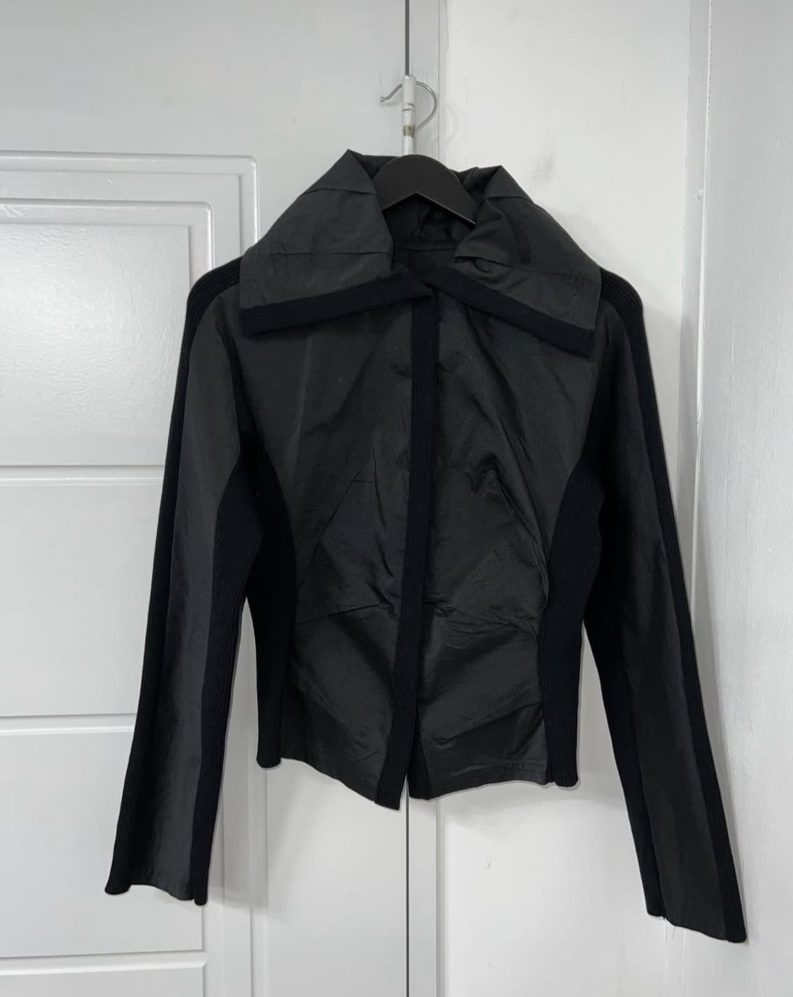 히로코 비스 디테일 자켓 상품이미지1