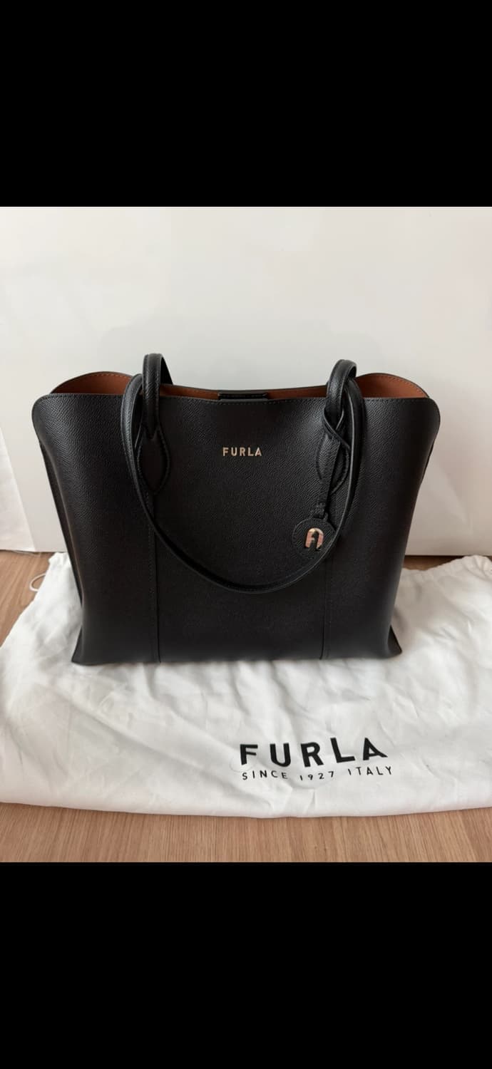 Furla 훌라 비토리아 토트백 숄더백 M 블랙 상품이미지1