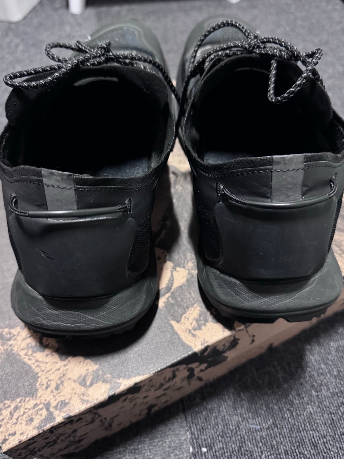 로아 셀라 블랙 상품이미지4