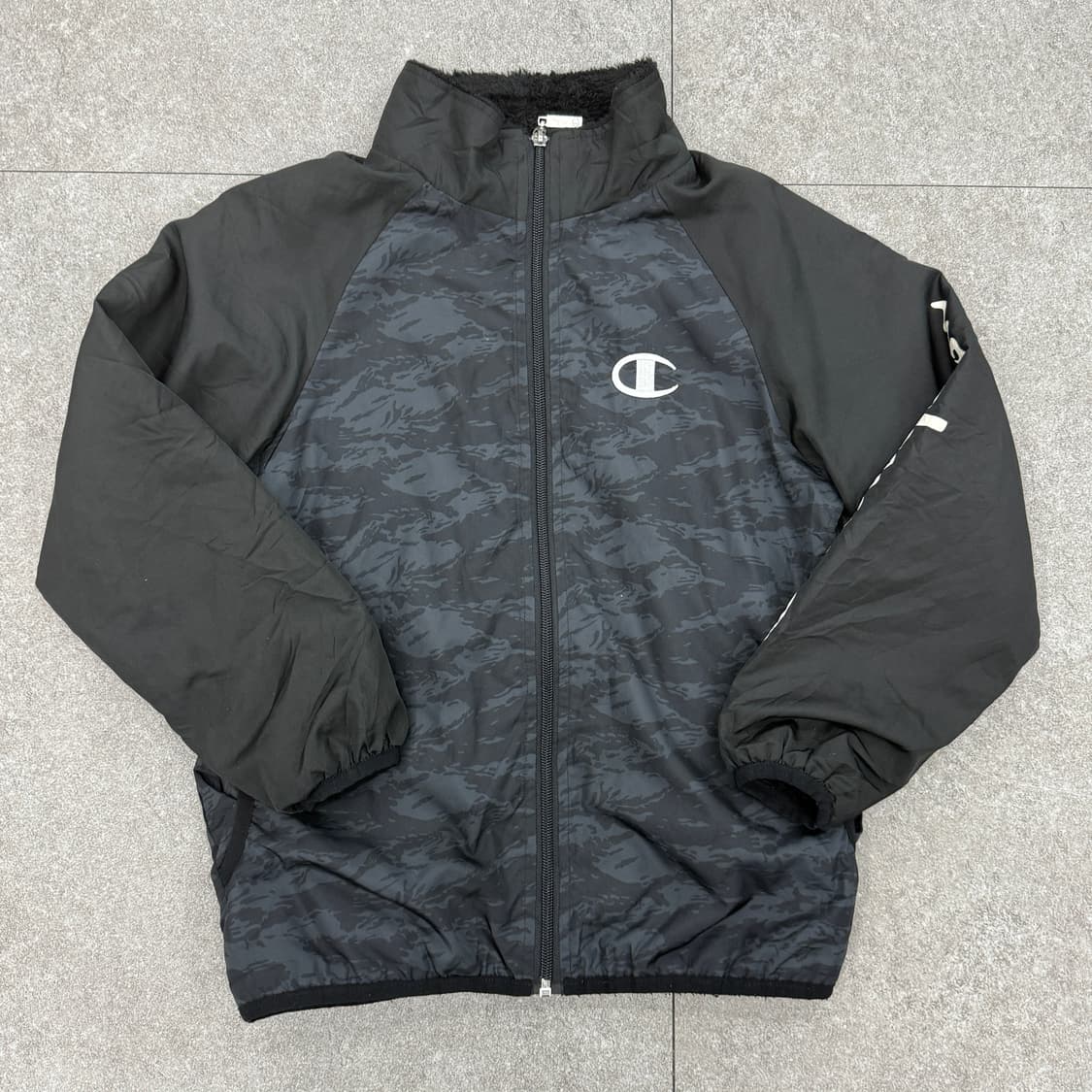 챔피온 패턴 윈드브레이커 자켓 (키즈140사이즈) 상품이미지4