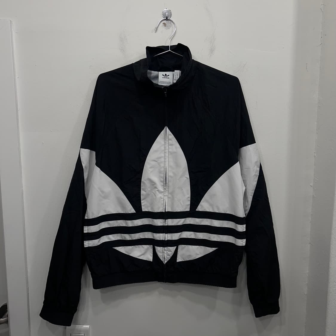 아디다스 오리지널 올드스쿨 빅로고 래글런 바람막이 상품이미지2