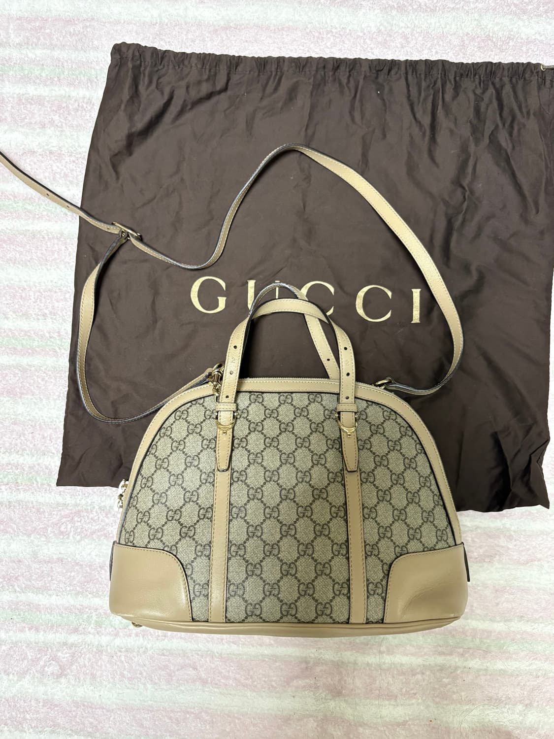 구찌 Gucci GG Supreme Dome Bag (백화점 정품) 상품이미지1